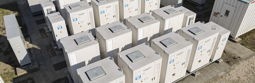 Földkerülésnyi energia 16 akkuszekrényben
